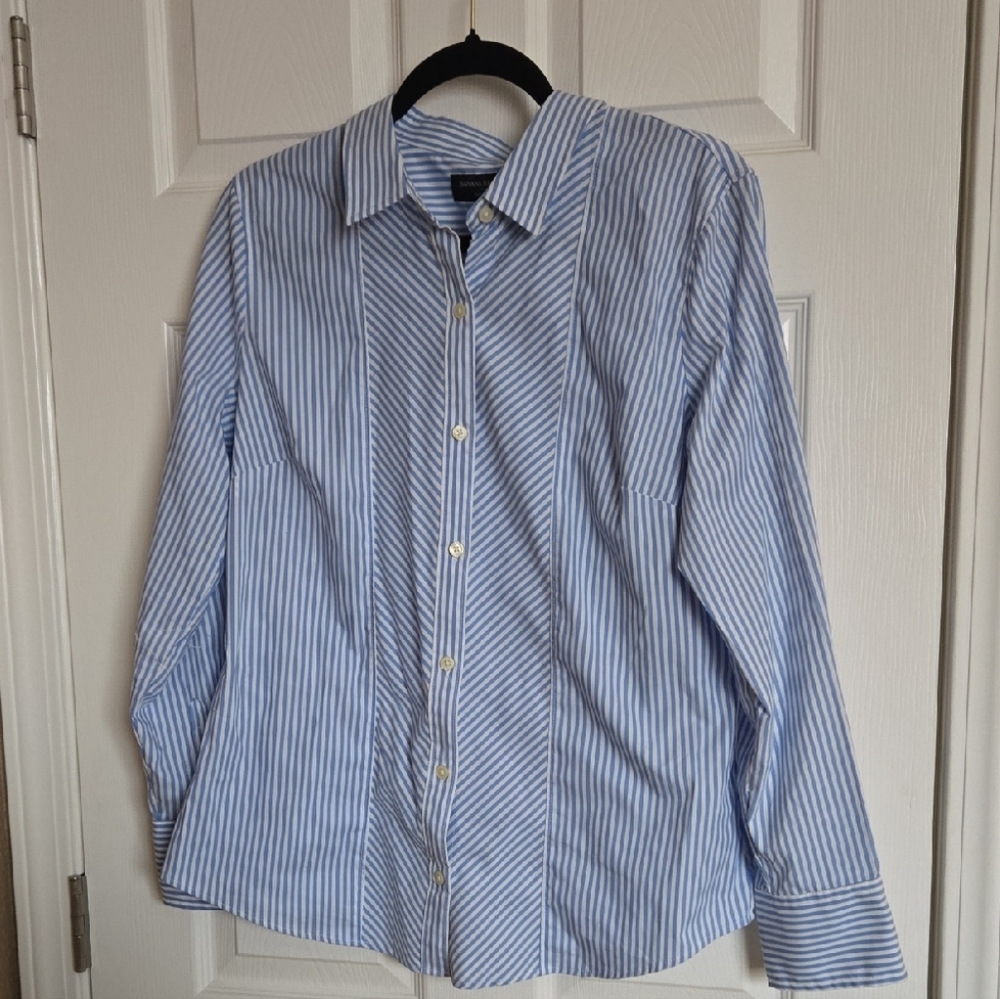 Banana Republic Blue and White Striped Shirt